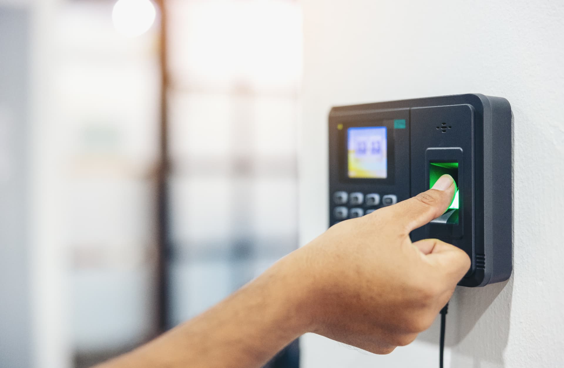 Control de acceso biométrico