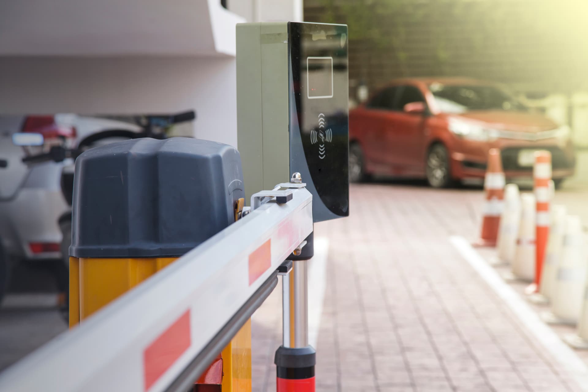 Puerta automática empresarial